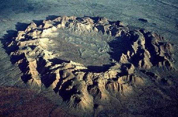 盘点地球上十大壮观陨石坑