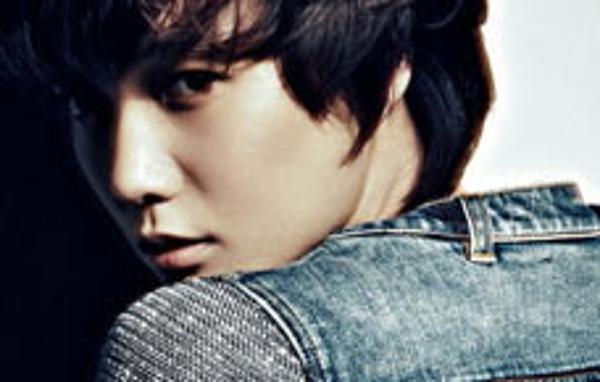 王珞丹 焦糖美肌别样性感