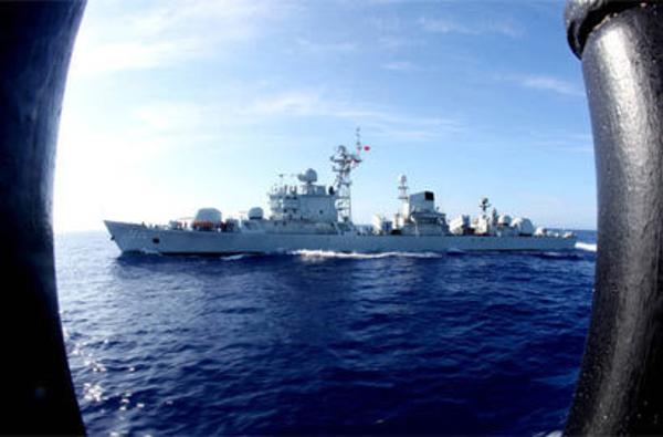 我军舰队远海编队西太平洋实战训练照曝光