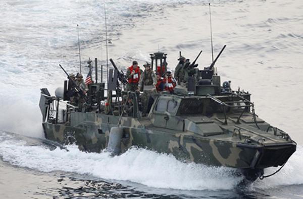 多国在海湾地区举行联合反水雷演习