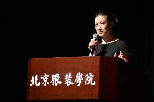 &ldquo;高雅艺术进校园&rdquo;&mdash;&mdash;中央芭蕾舞团走进北京服装学院