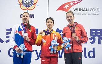 水上救生&mdash;&mdash;女子200米超级救生：戴晓蝶夺冠