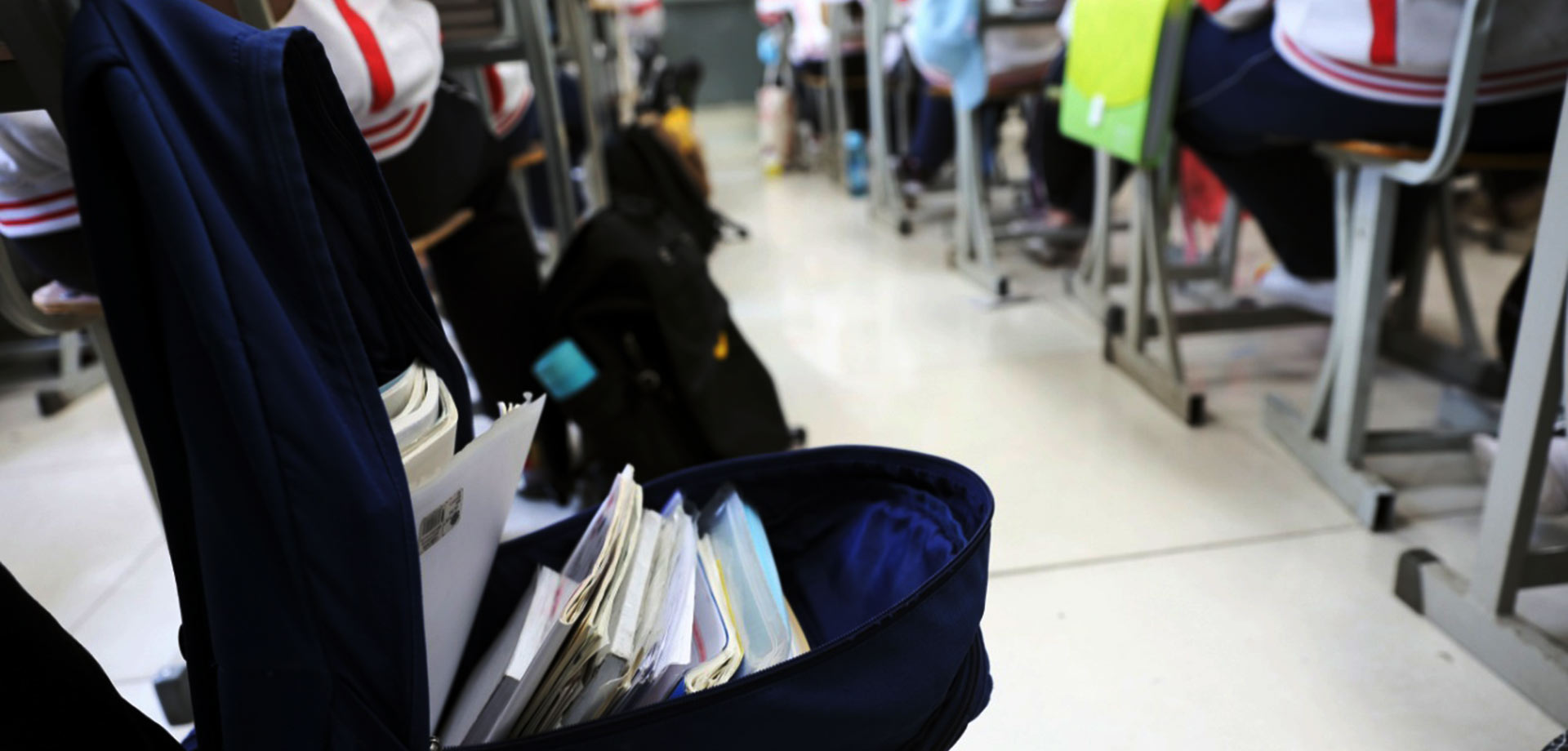 高考进入倒计时 莘莘学子争分夺秒