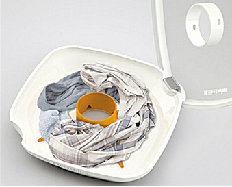 挂在墙上的洗衣机[图]