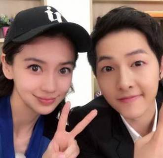 宋仲基Angelababy合照曝光 中韩高颜值组合狂吸睛