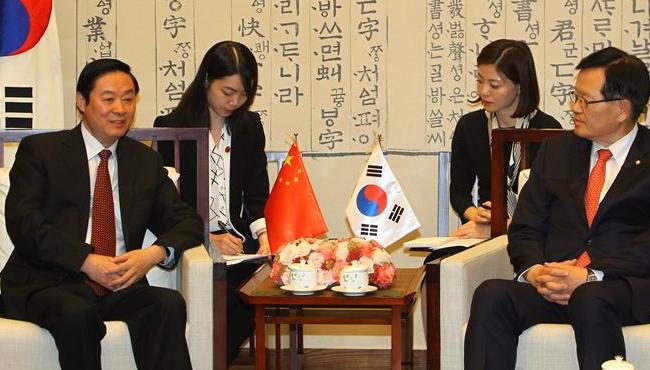 刘奇葆率中共代表团访问韩国(高清)