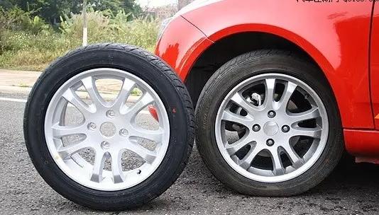 韩国一男子扎破近40个车胎 自称是为减压