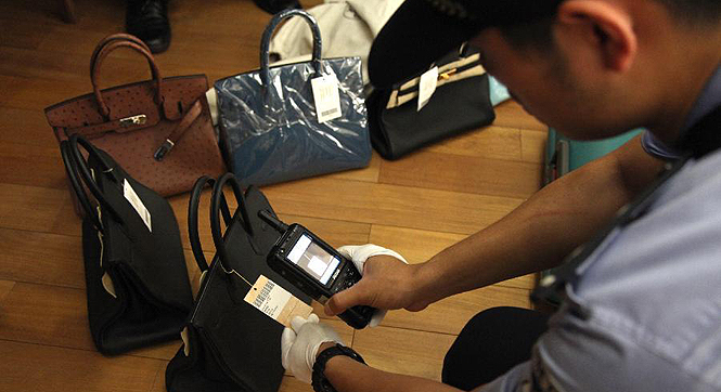 深圳海关破获走私货值3.6亿元奢侈品大案