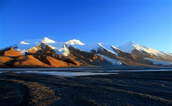 中國青海省可可西裏正式列入世界遺産名錄