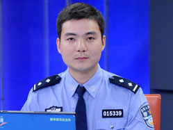 “最美警察”系列访谈之七：“片警爸爸”龚辉