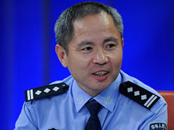 “最美警察”系列访谈之九：火车轮下英勇救人的刘文森