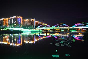 河北棗強：小縣城大變化