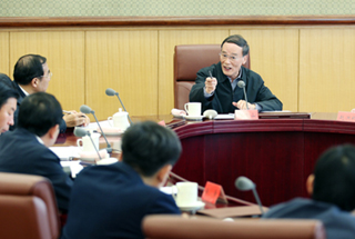 5月6日，王岐山与部分中央企业负责同志座谈。
