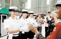 美女城管&ldquo;靓&rdquo;津城