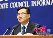 国家统计局新闻发言人盛来运介绍2015年上半年国民经济运行情况