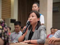 中央电视台记者提问