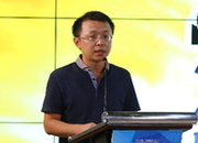 新华社参编部发稿中心主任薛凯发言