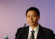 处置非法集资部际联席会议办公室巡视员杨玉柱主持发布会