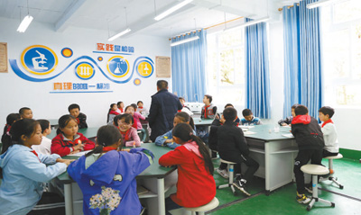 不让一名孩子辍学，重庆彭水县补齐乡村教育短板