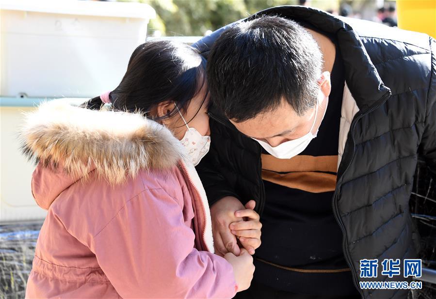 （图文互动）（6）&ldquo;抗癌小家&rdquo;：生命寒夜中的微温