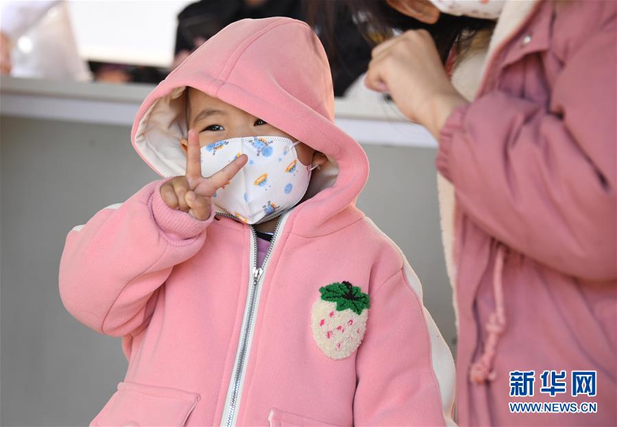 （图文互动）（24）&ldquo;抗癌小家&rdquo;：生命寒夜中的微温