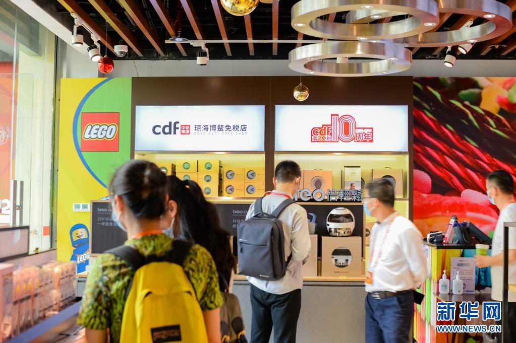 海南离岛免税政策实施10年 销售额近千亿元