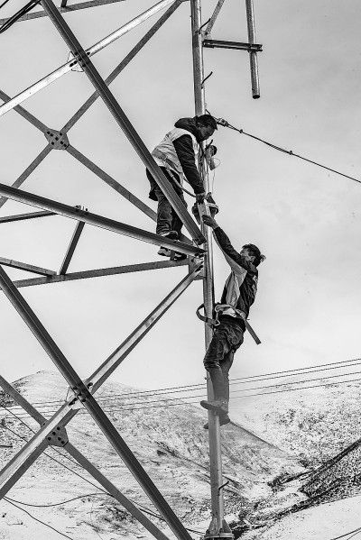 为山区群众打开联通世界的窗口 为山区群众打开联通世界的窗口