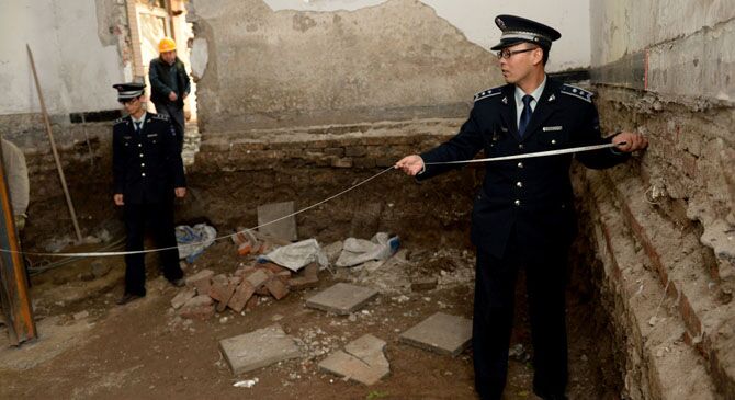北京再现私挖地下室 318平米深坑被回填