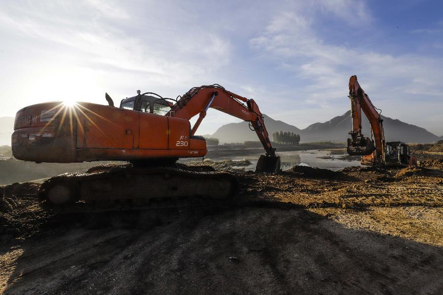 水环境治理 管护两手抓