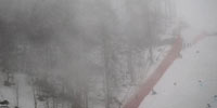 高山滑雪——雾锁赛场