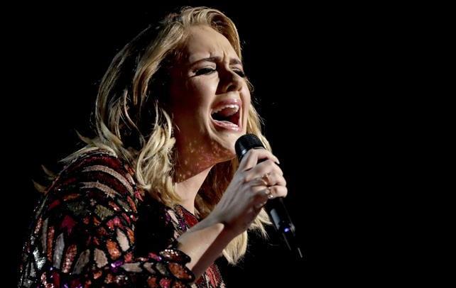 第59屆格萊美獎頒獎禮舉行