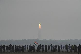 印度成功发射“1箭104星”创世界纪录