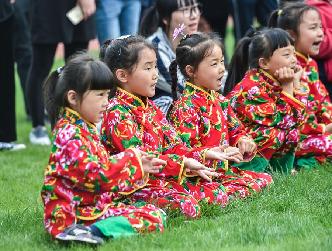 鄉村&ldquo;小京迷&rdquo;唱京戲 傳承國粹展才藝