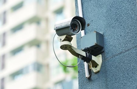 摄像头安装位置不当的可能成为部队安全隐患