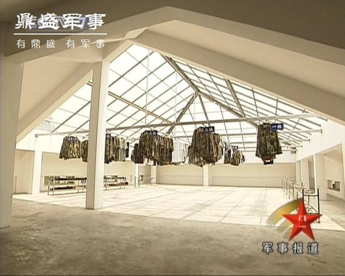 确实差太多！中美俄越军营宿舍内部实拍