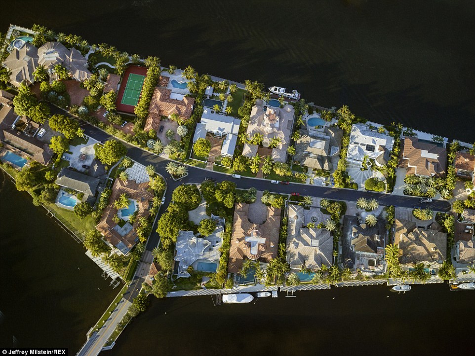 上帝视角下的美国