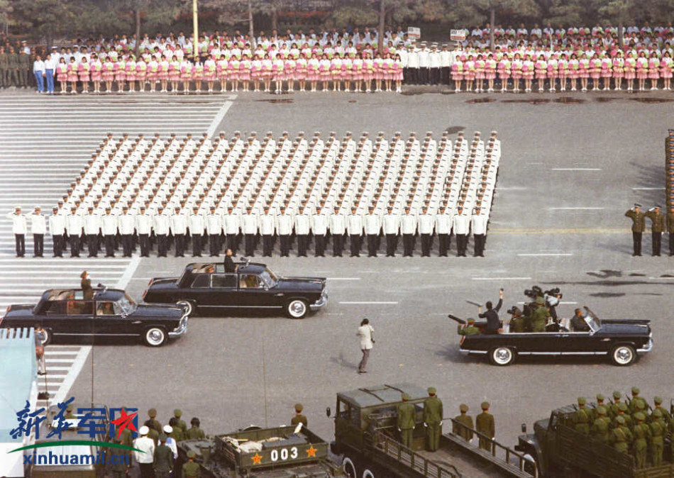 1984国庆35周年阅兵珍贵旧照