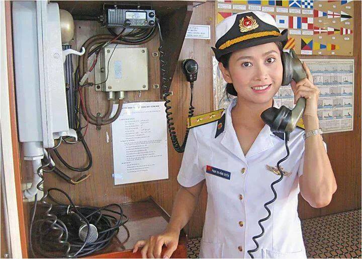 越南美丽女兵不一样的风采