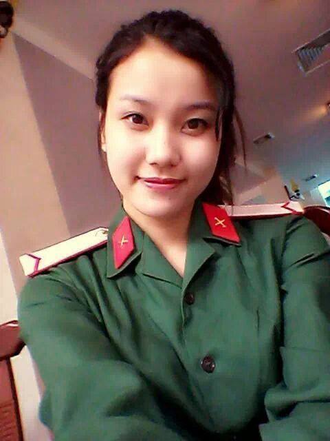 越南美丽女兵不一样的风采