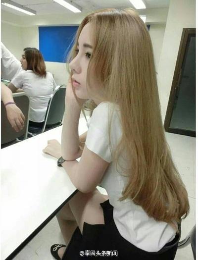 泰国征兵现场靓丽&ldquo;人妖&rdquo;意外走红 美艳生活照曝光