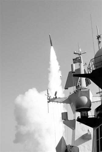 运城舰攻克主炮打导弹世界难题用鸟练跟踪（图）