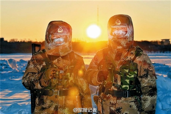 那些军人站岗的镜头,哪一张感动了你?