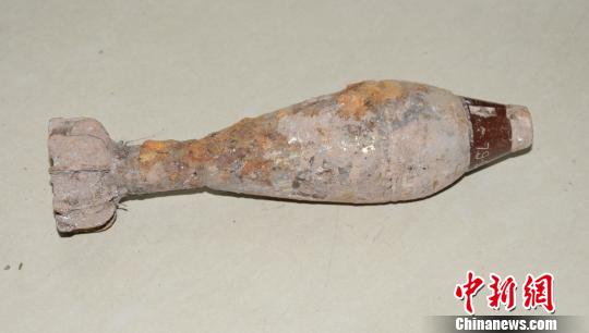 重庆村民种地挖出炮弹初步推测为解放战争遗留（图）