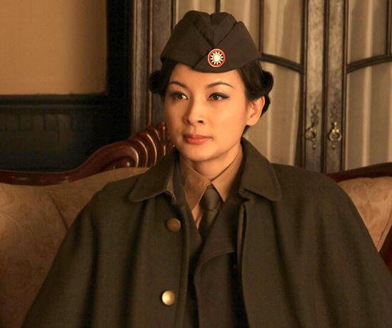 《特殊行动》靓丽军统女特工几次爱上地下党(