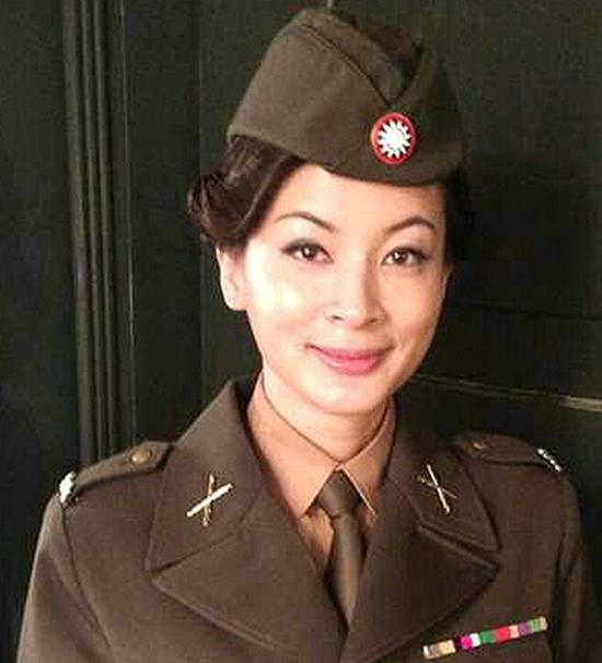 《特殊行动》热播鼀小丹军统形象惹眼抢镜