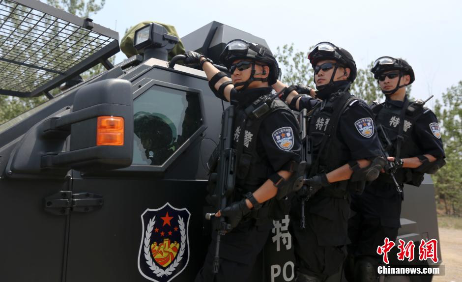 济南特警黑豹突击队反恐练兵