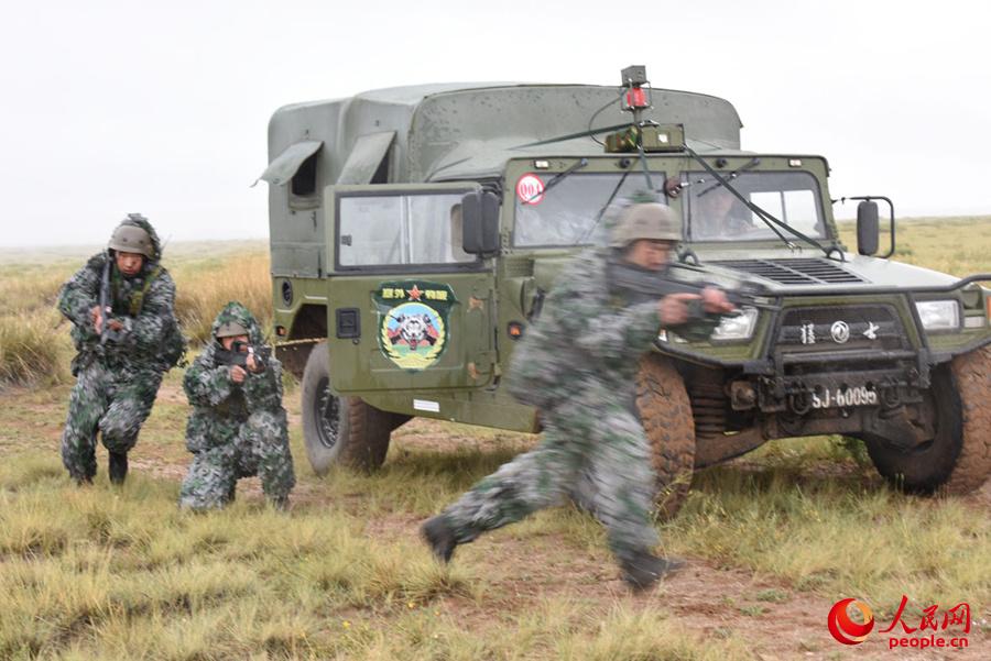 侦察与反侦察，采取各种方式对敌进行全方位、全纵深、全时域立体侦察。