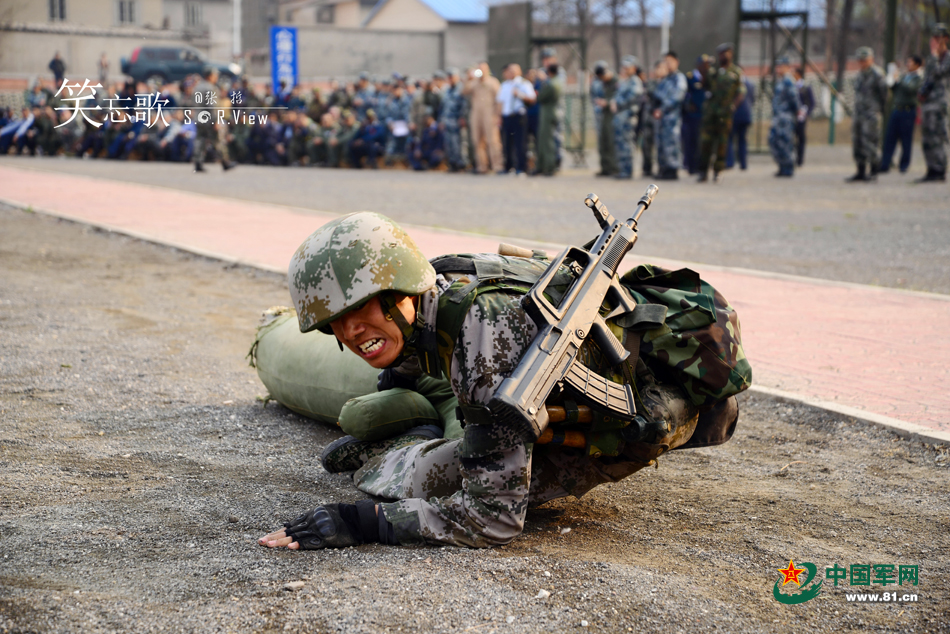 军校毕业季:挥洒青春汗水