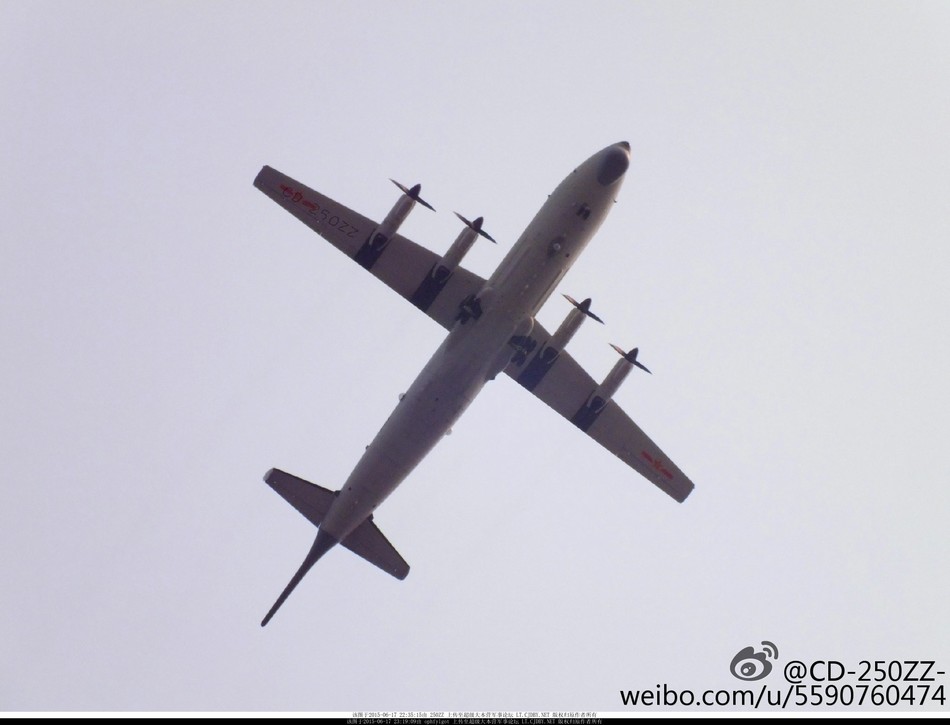 高清:高新6号飞机刷涂海军涂装标志【6】