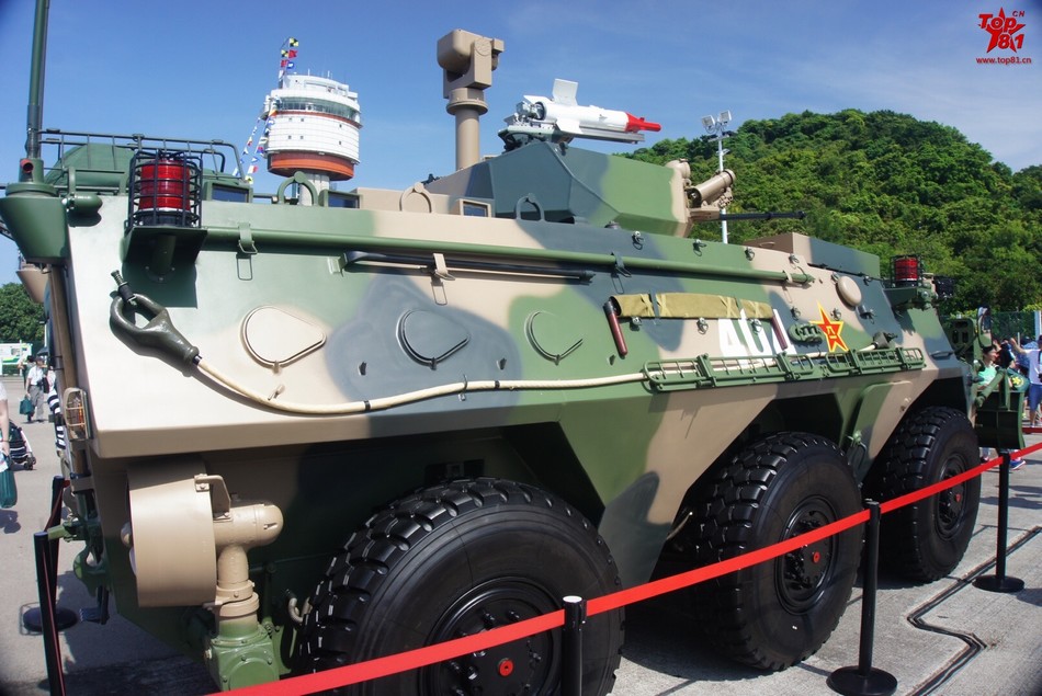 高清:细看驻港部队92B步战很不一样【11】